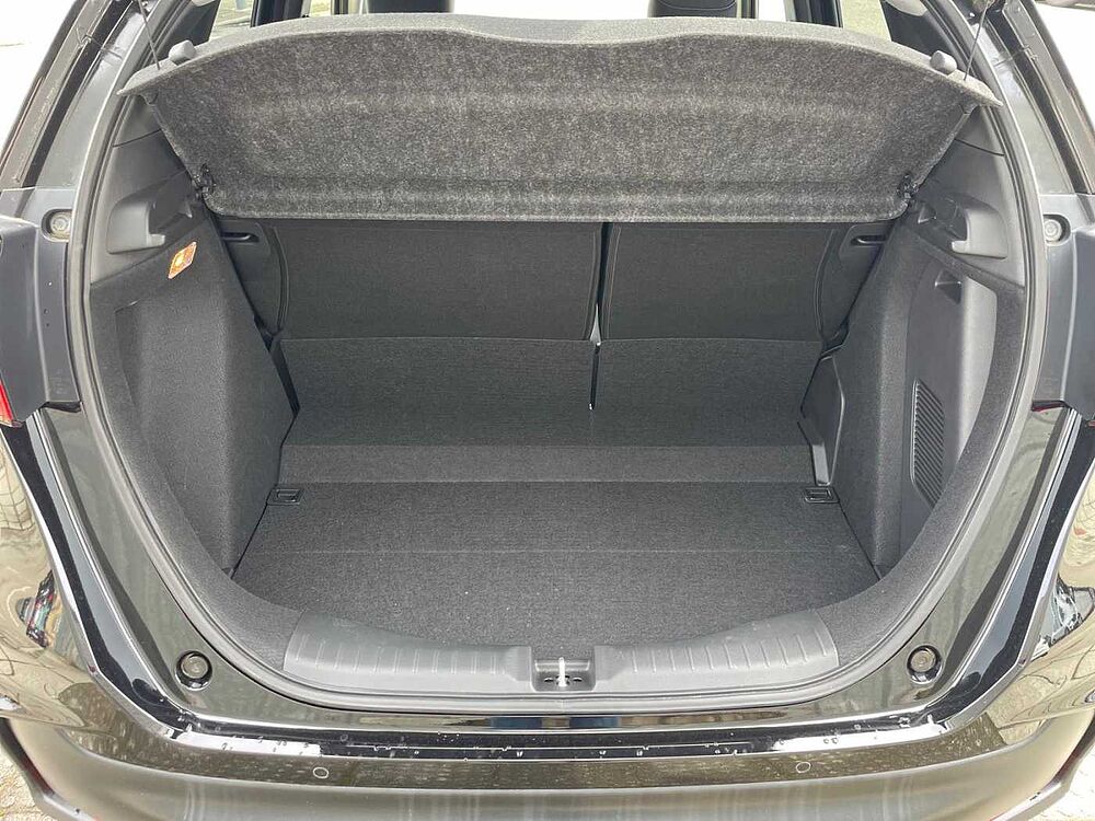 Honda Jazz ADVANCE