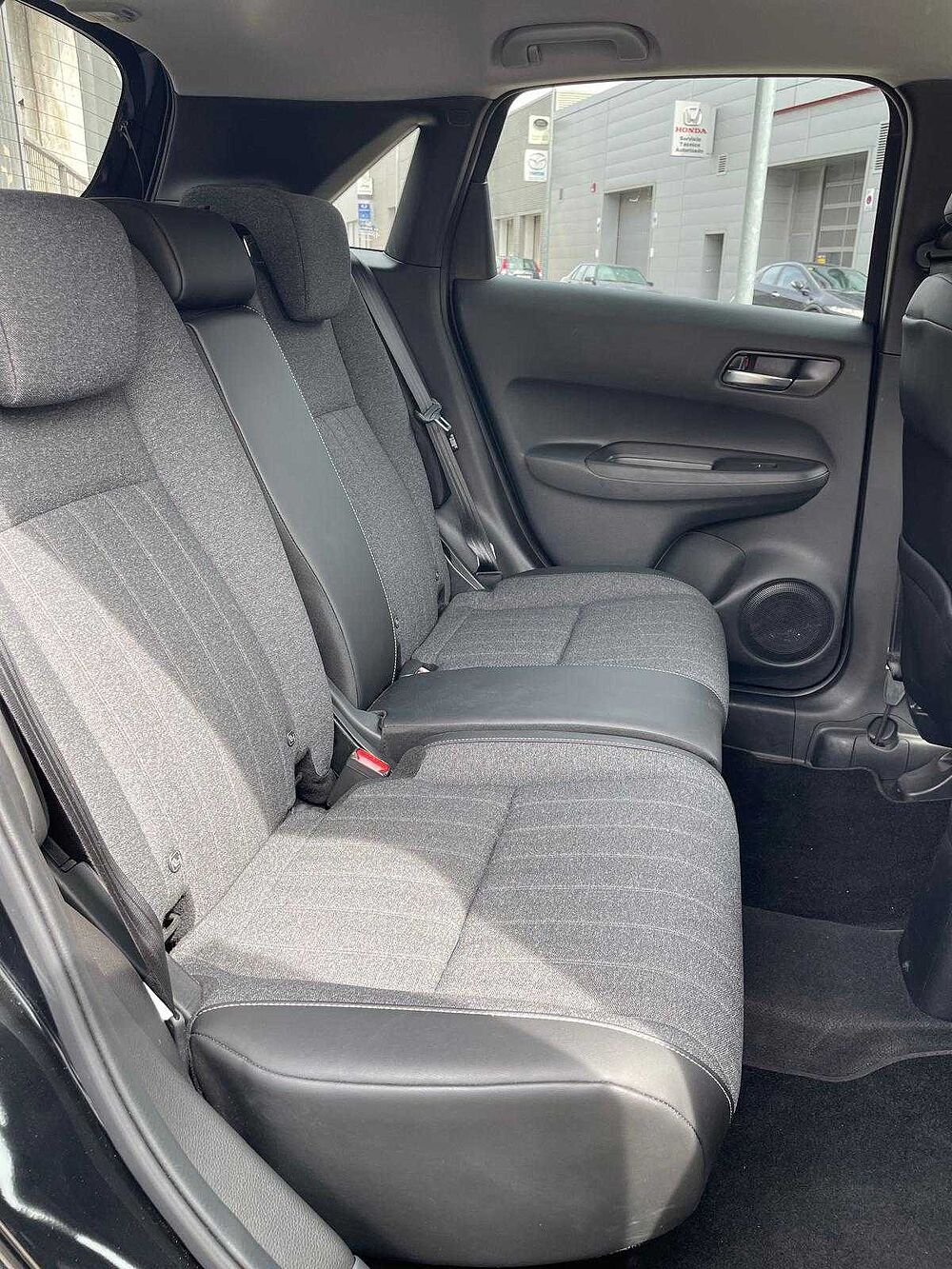 Honda Jazz ADVANCE