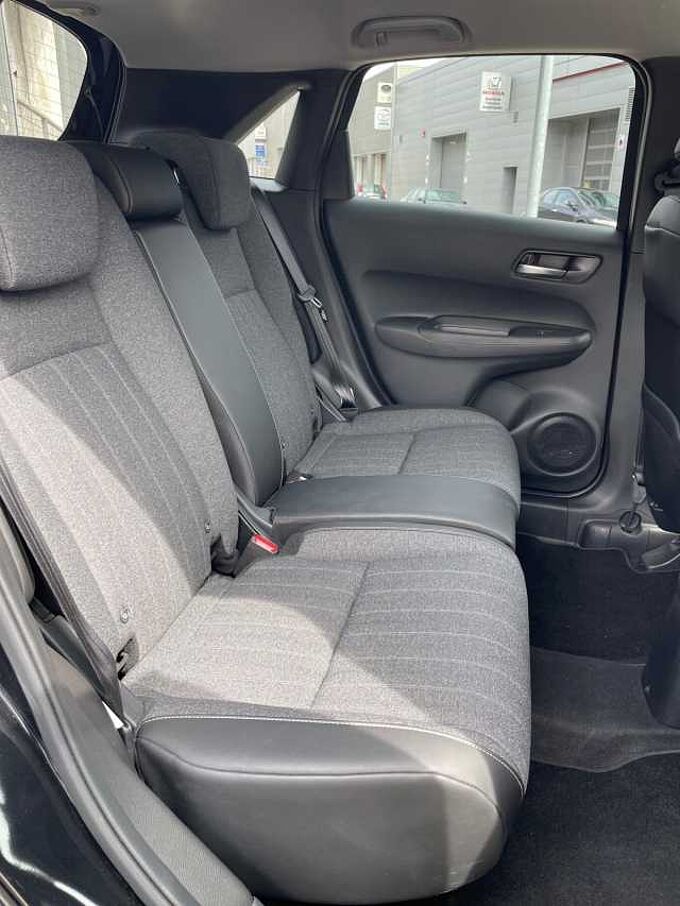 Honda Jazz ADVANCE